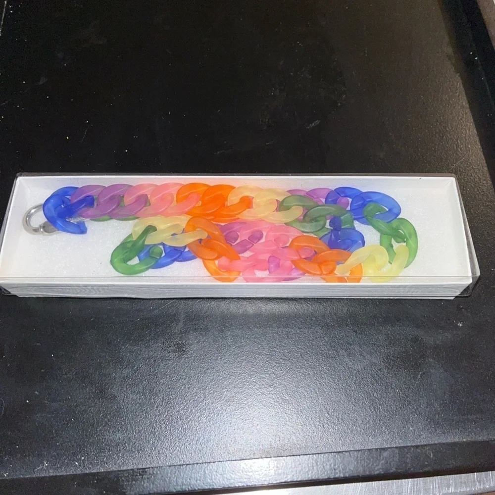 J Balvin Rainbow Chain Rayo Album New In Box Takashi Murakami
